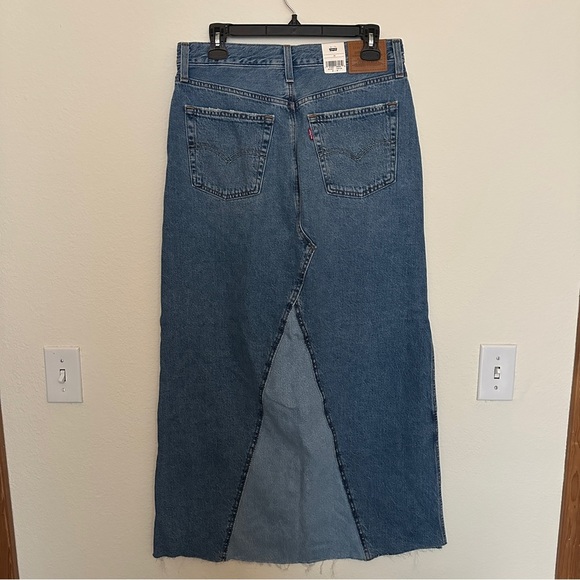 Levi’s Icon Denim Maxi Skirt - Picture 2 of 2